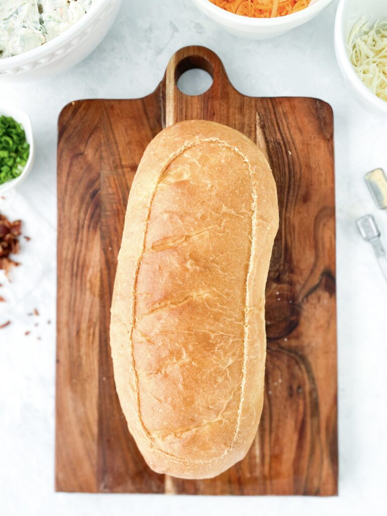 How to cut a French bread bowl