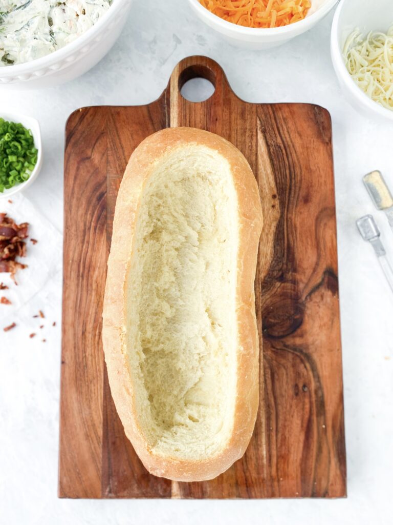 How to cut a French bread bowl